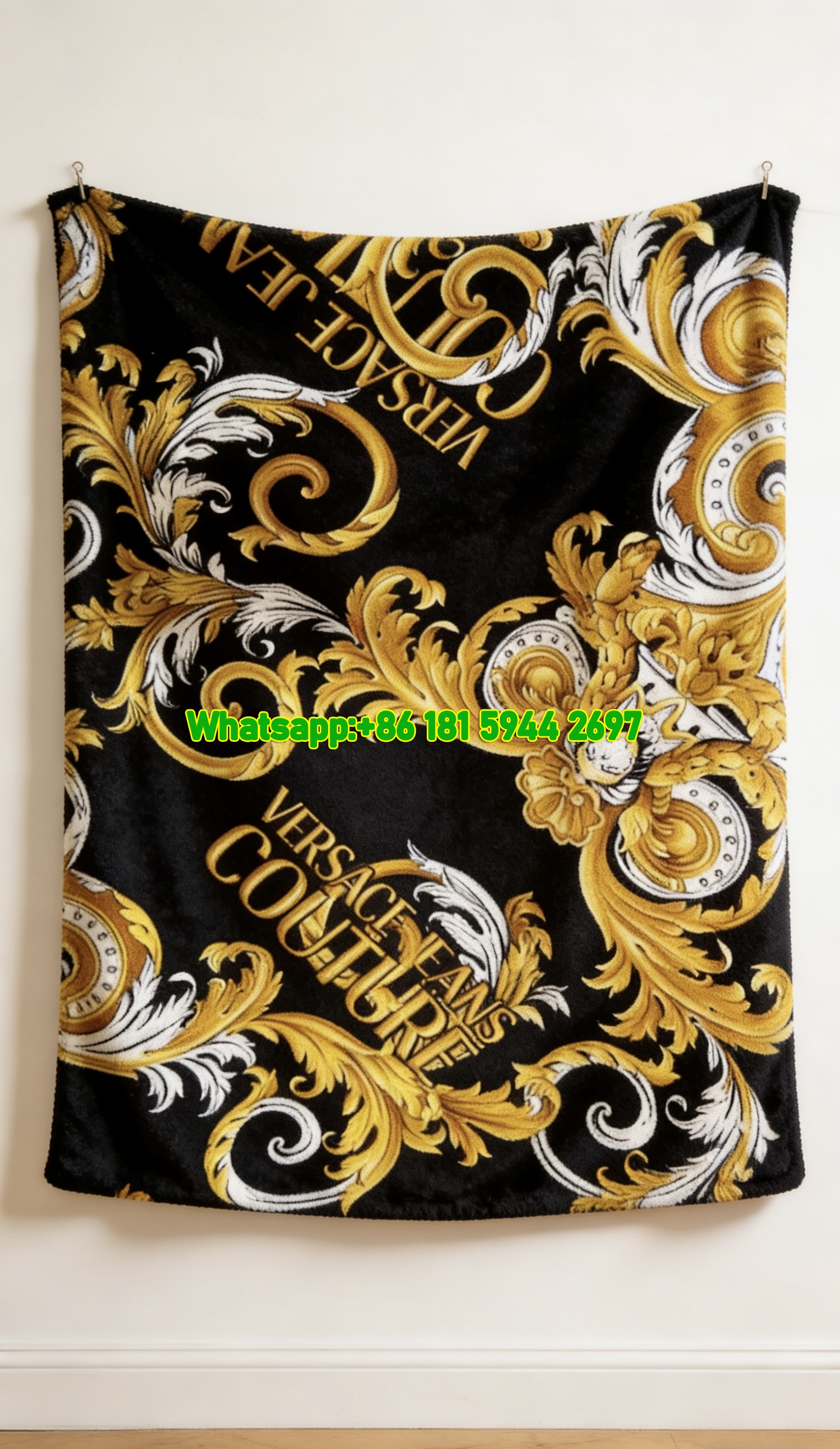 Versace Black Gold Baroque Print Flannel Throw Blanket Luxury Versace Jeans Couture Patterned Sofa Cover Blanket IMG_1343